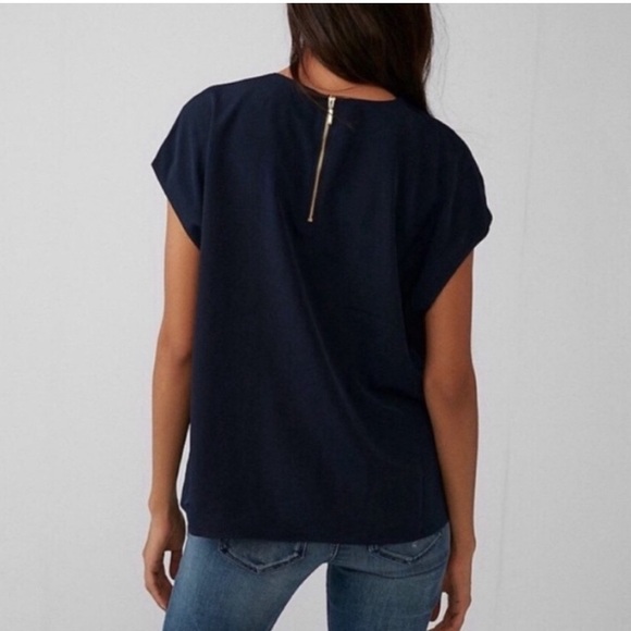 Express Bundle of (2) Crepe Boxy Fit Blouses - Picture 9 of 9